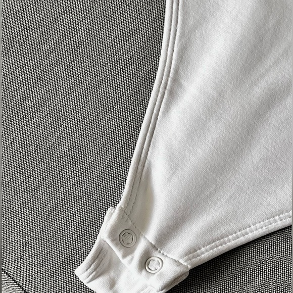 Babaton - Contour Mockneck Bodysuit in White - Picture 5 of 9